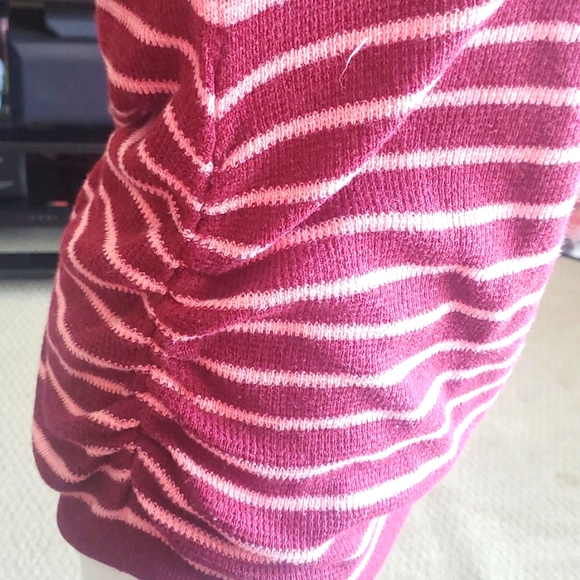 Motherhood Maternity Thin Sweater Burgandy/Pink (L) - Picture 3 of 6